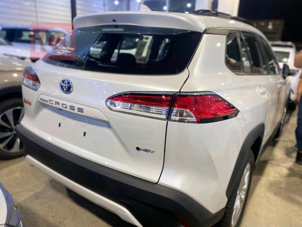 تۆیۆتا کۆرۆلا کرۆس